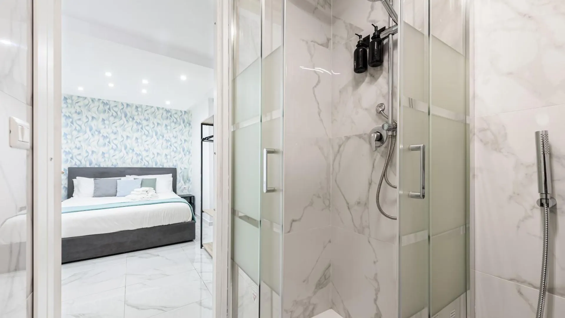 Toledo 26 Apartment Naples 0*,  Italy