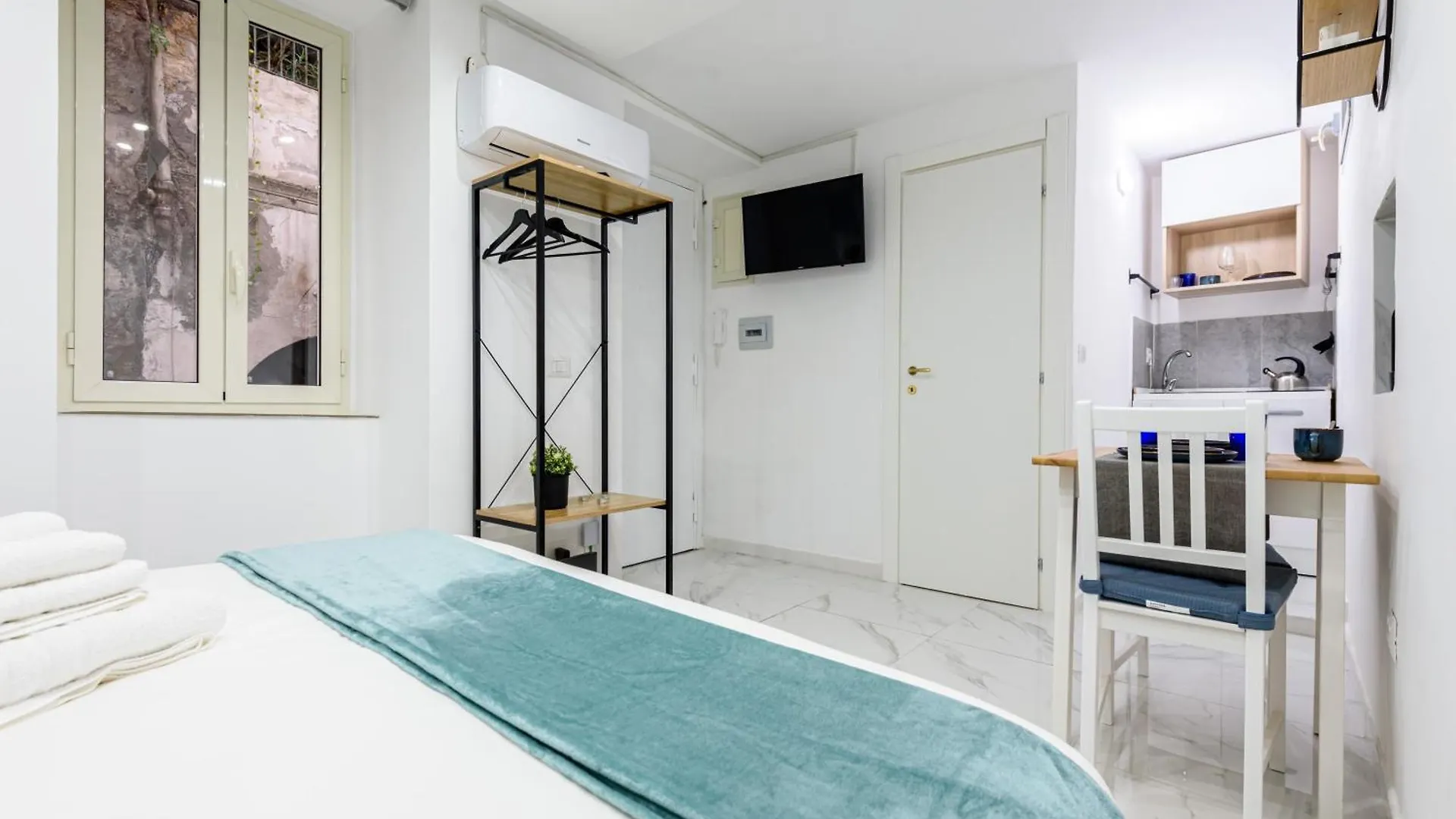 Toledo 26 Apartment Naples Italy